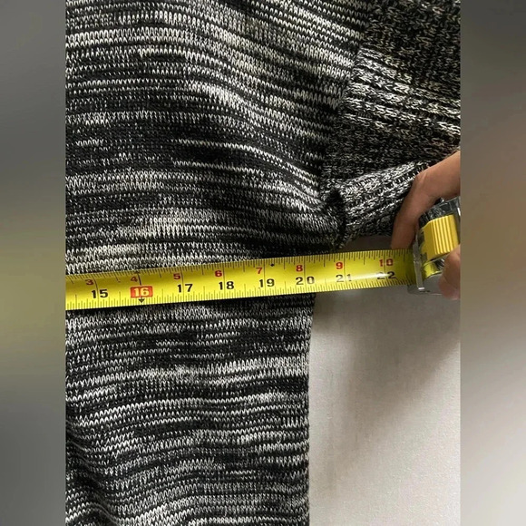 Kenneth  Cole Black/ White Short sleeve cotton knit zipper cardigan Sz S - Picture 15 of 15